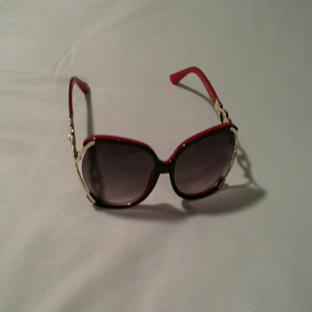 Women's sunglasses